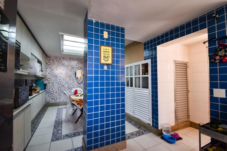 Casa de condomínio para alugar com 360m², 3 quartos e 3 vagasCozinha