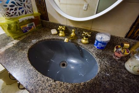 Casa de condomínio para alugar com 360m², 3 quartos e 3 vagasBanheiro da Suíte 2