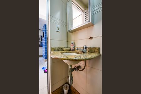 Casa de condomínio para alugar com 360m², 3 quartos e 3 vagasBanheiro Social 2