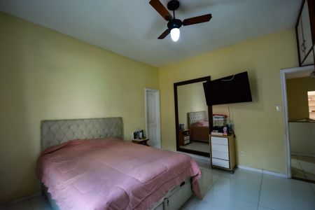 Casa de condomínio para alugar com 360m², 3 quartos e 3 vagasSuíte 2