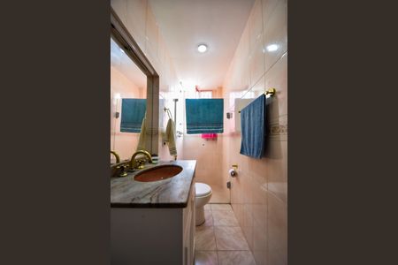 Casa de condomínio para alugar com 360m², 3 quartos e 3 vagasBanheiro da Suíte 1