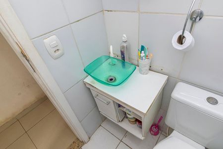 Apartamento à venda com 56m², 3 quartos e 1 vaga Apartamento à venda com 56m², 3 quartos e 1 vagaBanheiro