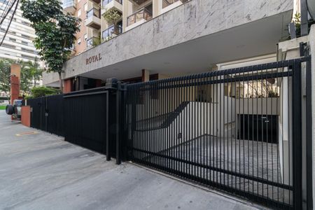 Apartamento à venda com 45m², 1 quarto e 1 vaga Apartamento à venda com 45m², 1 quarto e 1 vagaFachada