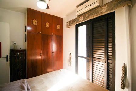 Quarto de apartamento à venda com 1 quarto, 45m² em Itaim Bibi, São Paulo