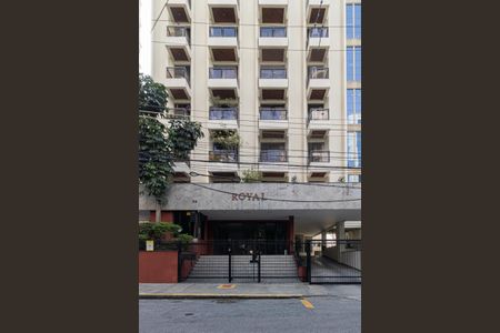 Apartamento à venda com 45m², 1 quarto e 1 vaga Apartamento à venda com 45m², 1 quarto e 1 vagaFachada