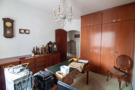 Apartamento à venda com 214m², 4 quartos e 3 vagasQuarto 2
