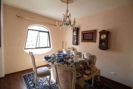 Apartamento à venda com 214m², 4 quartos e 3 vagasSala de Jantar