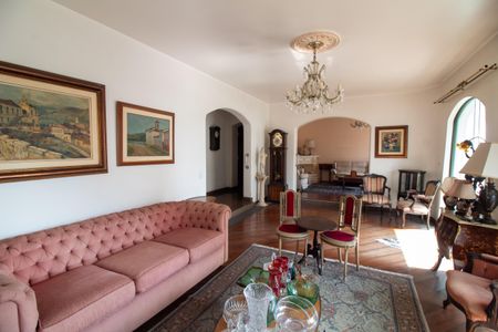 Apartamento à venda com 214m², 4 quartos e 3 vagasSala