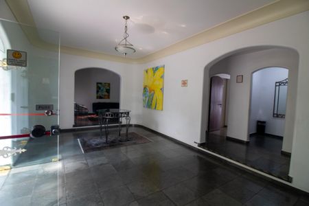 Apartamento à venda com 214m², 4 quartos e 3 vagasHall Social
