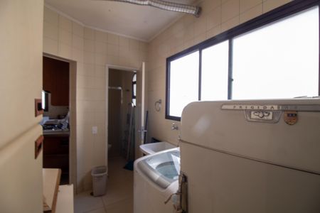 Apartamento à venda com 214m², 4 quartos e 3 vagasÁrea de Serviço