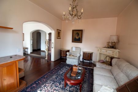 Apartamento à venda com 214m², 4 quartos e 3 vagasSala de Tv