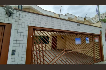 Casa à venda com 90m², 3 quartos e 2 vagasFachada