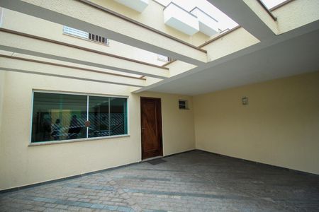 Casa à venda com 90m², 3 quartos e 2 vagasÁrea comum