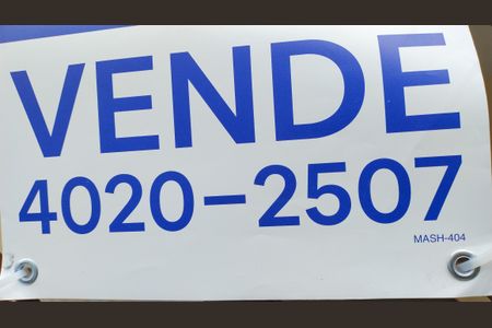 Casa à venda com 90m², 3 quartos e 2 vagasPlaca