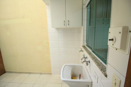 Casa à venda com 90m², 3 quartos e 2 vagasÁrea de Serviço