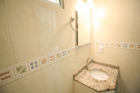 Casa à venda com 90m², 3 quartos e 2 vagasLavabo