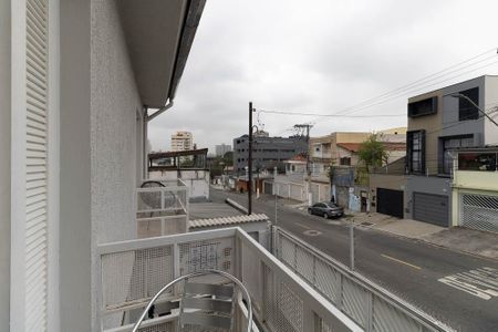 Casa à venda com 153m², 4 quartos e 3 vagas Casa à venda com 153m², 4 quartos e 3 vagasVaranda do Quarto 1