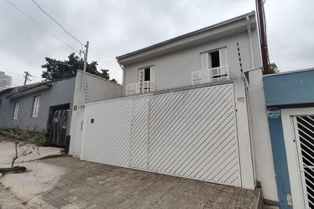 Fachada de casa à venda com 4 quartos, 153m² em Vila Brasilio Machado, São Paulo