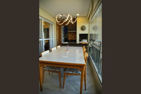 Apartamento à venda com 116m², 3 quartos e 2 vagasVaranda da Sala