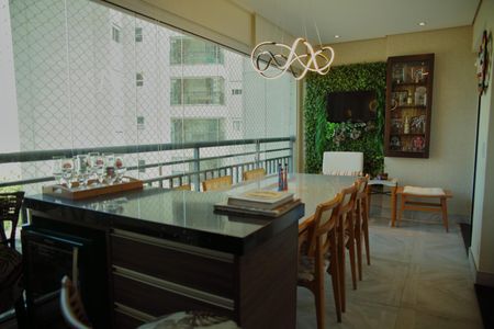 Apartamento à venda com 116m², 3 quartos e 2 vagasVaranda da Sala