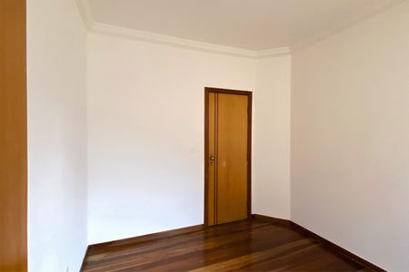 Apartamento à venda com 116m², 3 quartos e 2 vagasQuarto 2