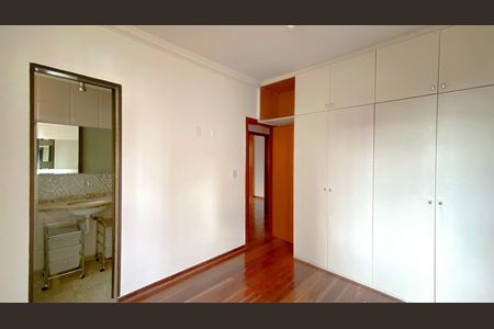 Apartamento à venda com 116m², 3 quartos e 2 vagasSuíte