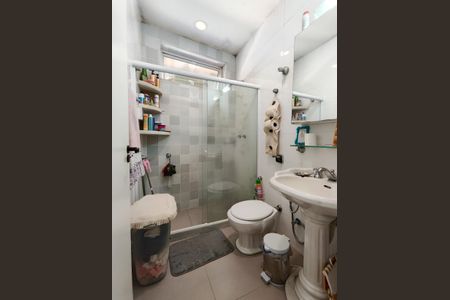 Apartamento à venda com 102m², 4 quartos e 1 vaga Apartamento à venda com 102m², 4 quartos e 1 vagaBanheiro Corredor