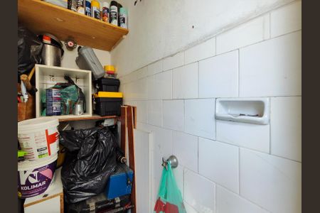 Apartamento à venda com 102m², 4 quartos e 1 vaga Apartamento à venda com 102m², 4 quartos e 1 vagaBanheiro de serviço