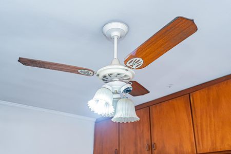 Casa à venda com 300m², 2 quartos e 2 vagasQuarto 2