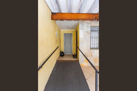 Casa à venda com 300m², 2 quartos e 2 vagasEntrada