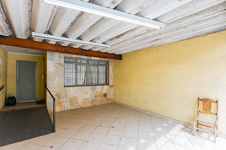 Casa à venda com 300m², 2 quartos e 2 vagasGaragem