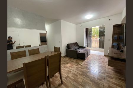 Apartamento para alugar com 55m², 2 quartos e 1 vagaSala