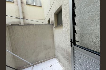 Apartamento para alugar com 55m², 2 quartos e 1 vagaQuintal