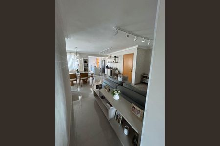 Apartamento à venda com 118m², 3 quartos e 2 vagasSala