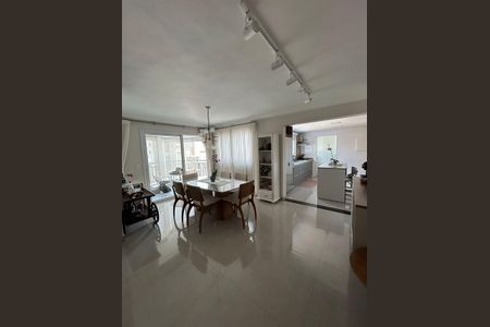 Sala de apartamento à venda com 3 quartos, 118m² em Vila Valparaíso, Santo André