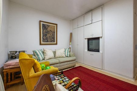 Apartamento à venda com 229m², 3 quartos e 2 vagasQuarto 2