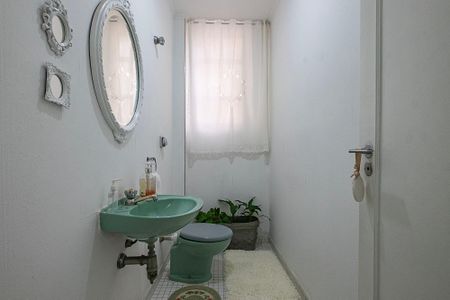 Apartamento à venda com 229m², 3 quartos e 2 vagasLavabo