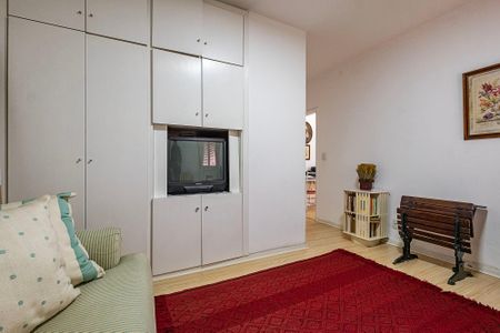 Apartamento à venda com 229m², 3 quartos e 2 vagasQuarto 2