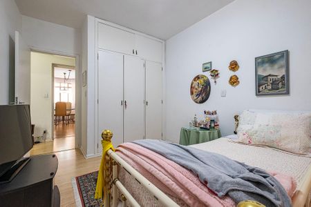 Apartamento à venda com 229m², 3 quartos e 2 vagasQuarto