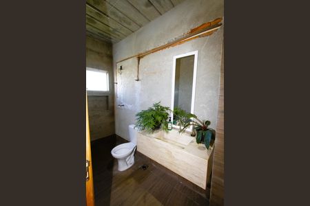Casa para alugar com 400m², 4 quartos e 2 vagasBanheiro 