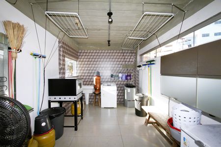 Casa para alugar com 400m², 4 quartos e 2 vagasÁrea de Serviço