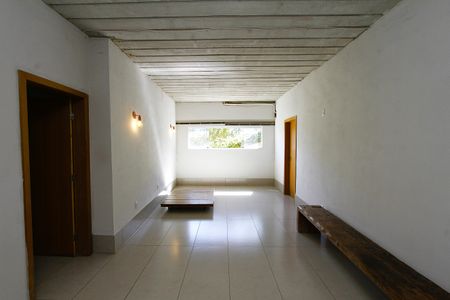Sala de casa para alugar com 4 quartos, 400m² em Alto dos Pinheiros , Belo Horizonte