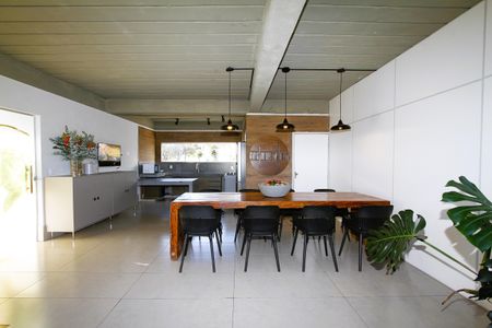 Casa para alugar com 400m², 4 quartos e 2 vagasCozinha