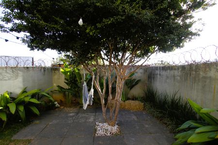 Casa para alugar com 400m², 4 quartos e 2 vagasQuintal