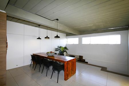 Casa para alugar com 400m², 4 quartos e 2 vagasCozinha