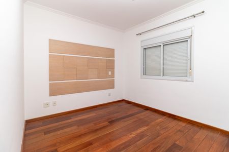 Apartamento à venda com 110m², 3 quartos e 3 vagas Apartamento à venda com 110m², 3 quartos e 3 vagasSuíte