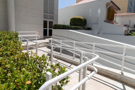 Apartamento à venda com 110m², 3 quartos e 3 vagas Apartamento à venda com 110m², 3 quartos e 3 vagasPortaria - Rampa de Acesso