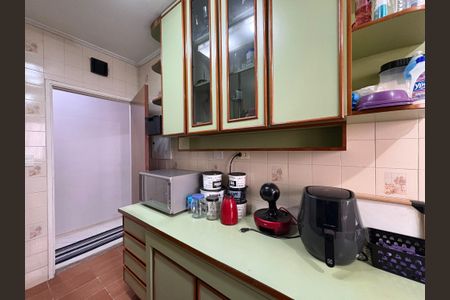 Apartamento à venda com 60m², 2 quartos e 1 vaga Apartamento à venda com 60m², 2 quartos e 1 vagaCozinha