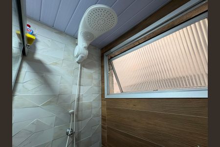 Apartamento à venda com 60m², 2 quartos e 1 vaga Apartamento à venda com 60m², 2 quartos e 1 vagaBanheiro