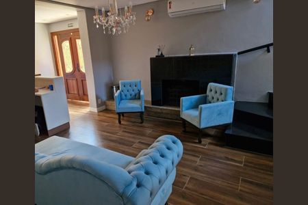 Sala de casa para alugar com NaN quartos, m² em Pacaembu, São Paulo